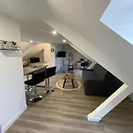 Spacieux Et Elegant Au Coeur De - Gare A Proximite Apartment *