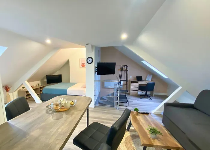 Spacieux Et élégant Au Cœur De - Gare à Proximité * Bourbourg